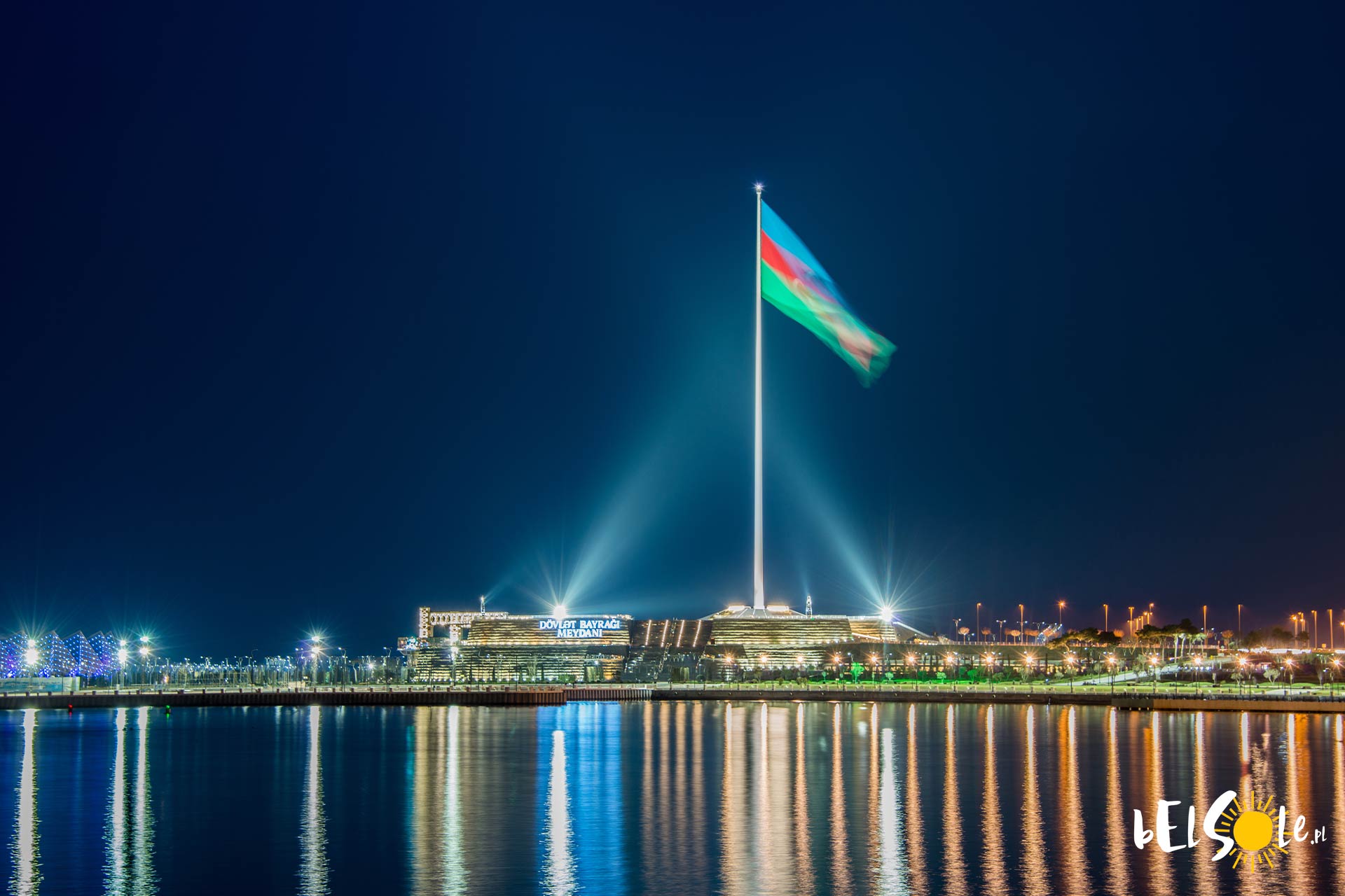 Plac flagi w Baku